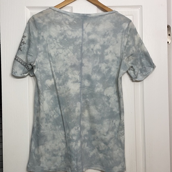 CAbi Gray Marbled Crest Cotton T-Shirt Size Medium - Picture 4 of 7